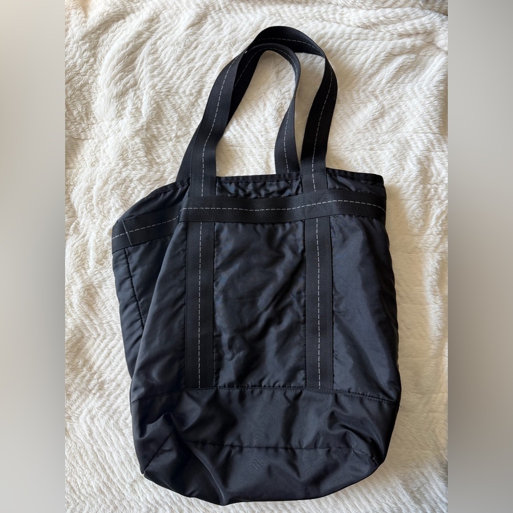 The North Face Tote - Picture 2 of 8